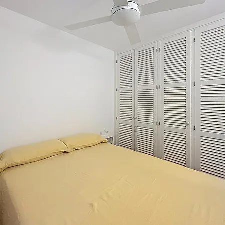 Roca Fornells, Carrer Major F39